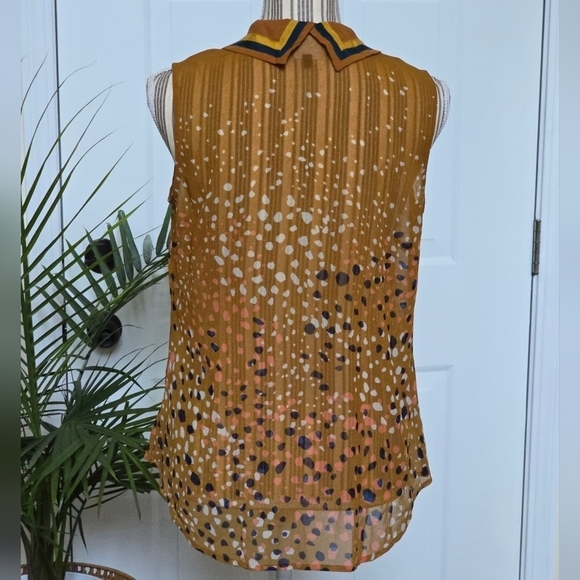 Cabi Cheers Women's Printed Sheer Sleeveless Blouse Size S - Picture 4 of 9